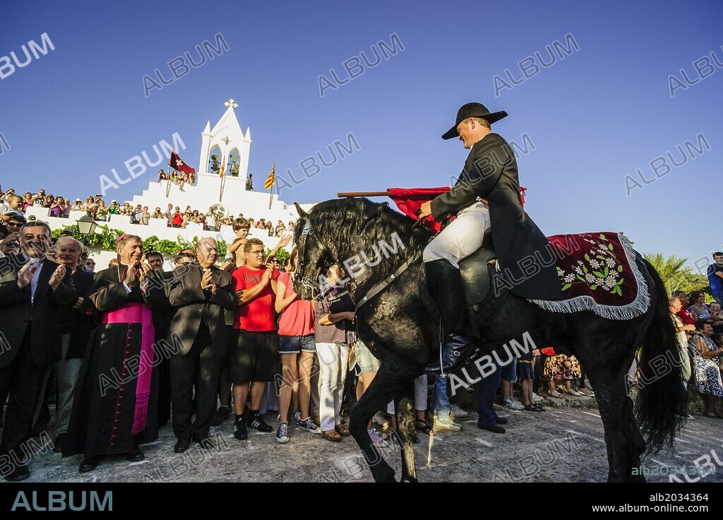 misa vespertina - Vespres-, ermita de Sant Joan Gran. Fiestas de Sant Joan. Ciutadella.Menorca,Islas Baleares,españa.
