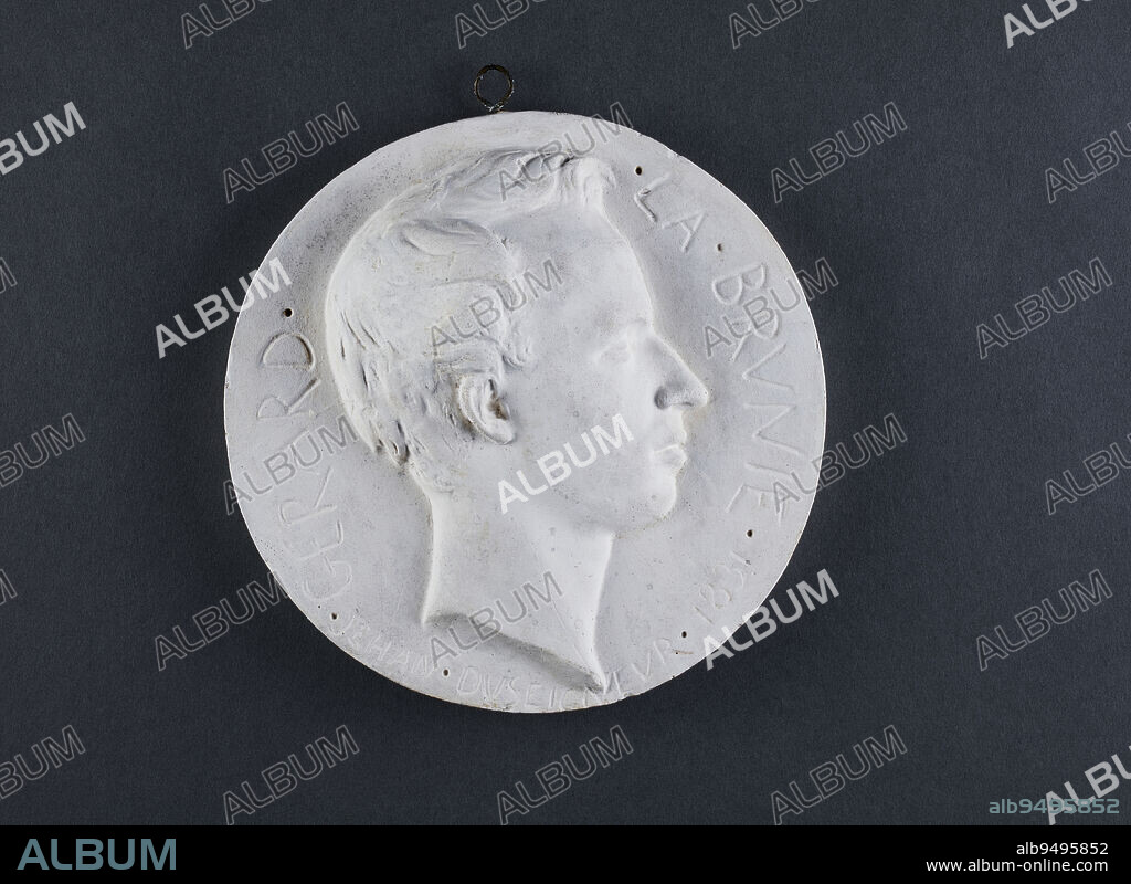 Medallion of Gérard Labrunie dit Gérard de Nerval (1808-1855), writer, Du Seigneur, Jehan, Sculptor, In 1831, 19th century, Sculpture, Medallion (sculpture), Plaster, Dimensions - Work: Diameter: 15.5 cm, Weight (type dimension): 0.438 kg.