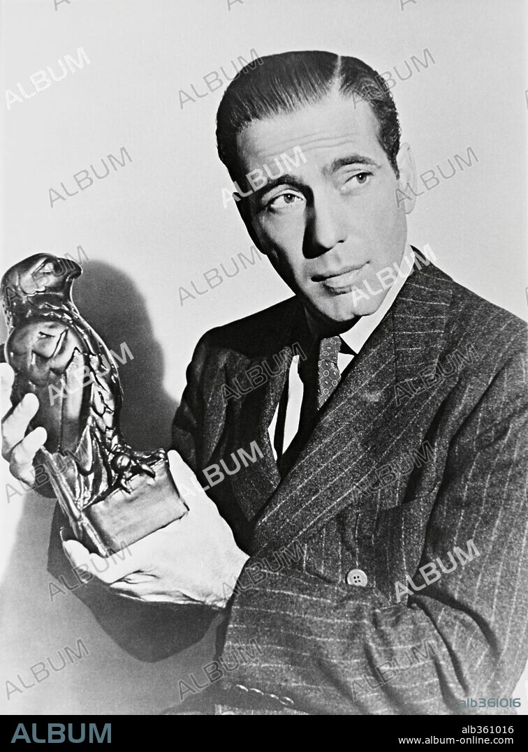 HUMPHREY BOGART en EL HALCÓN MALTÉS, 1941 (THE MALTESE FALCON), dirigida por JOHN HUSTON. Copyright WARNER BROS/FIRST NATIONAL.