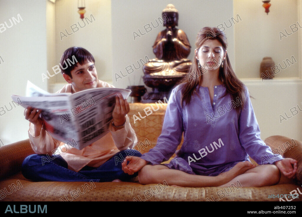JIMMY MISTRY und MARISA TOMEI in THE GURU, 2002, unter der Regie von DAISY VON SCHERLER MAYER. Copyright STUDIO CANAL/WORKING TITLE FILMS / ARONOWITZ, MILES.