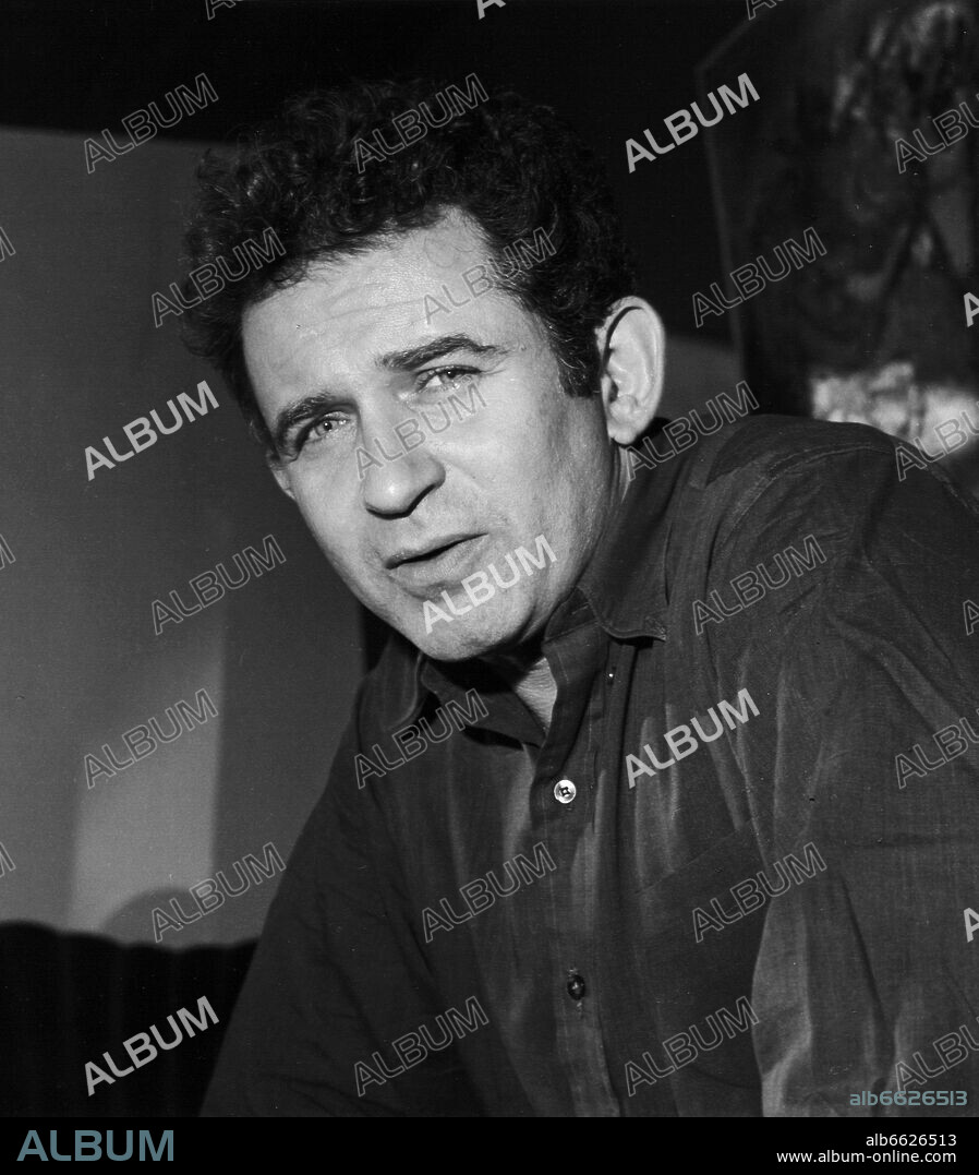 Author Norman Mailer in 1962. Portrait by photographer Fred Stein (1909-1967) who emigrated 1933 from Nazi Germany to France and finally to the USA. 1962
