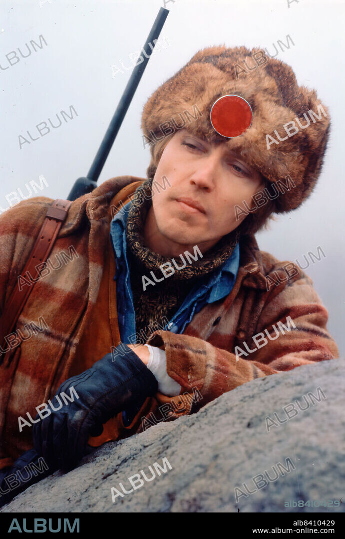 CHRISTOPHER WALKEN en EL CAZADOR, 1978 (THE DEER HUNTER), dirigida por MICHAEL CIMINO. Copyright EMI / UNIVERSAL.