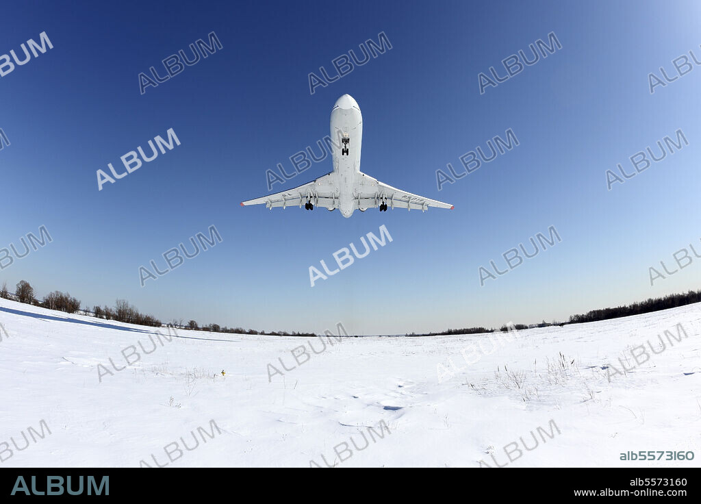 Tu-154M airliner of Russian Federal Security Service landing, Russia.