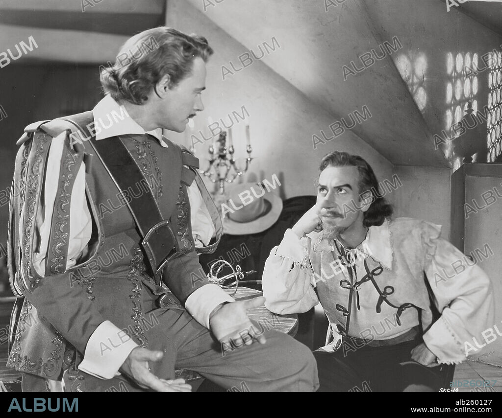 JOSE FERRER and WILLIAM PRINCE in CYRANO DE BERGERAC, 1950, directed by MICHAEL GORDON. Copyright UNITED ARTISTS.