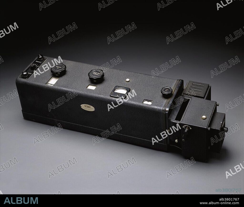 Beckman DU Spectrophotometer, Circa 1950