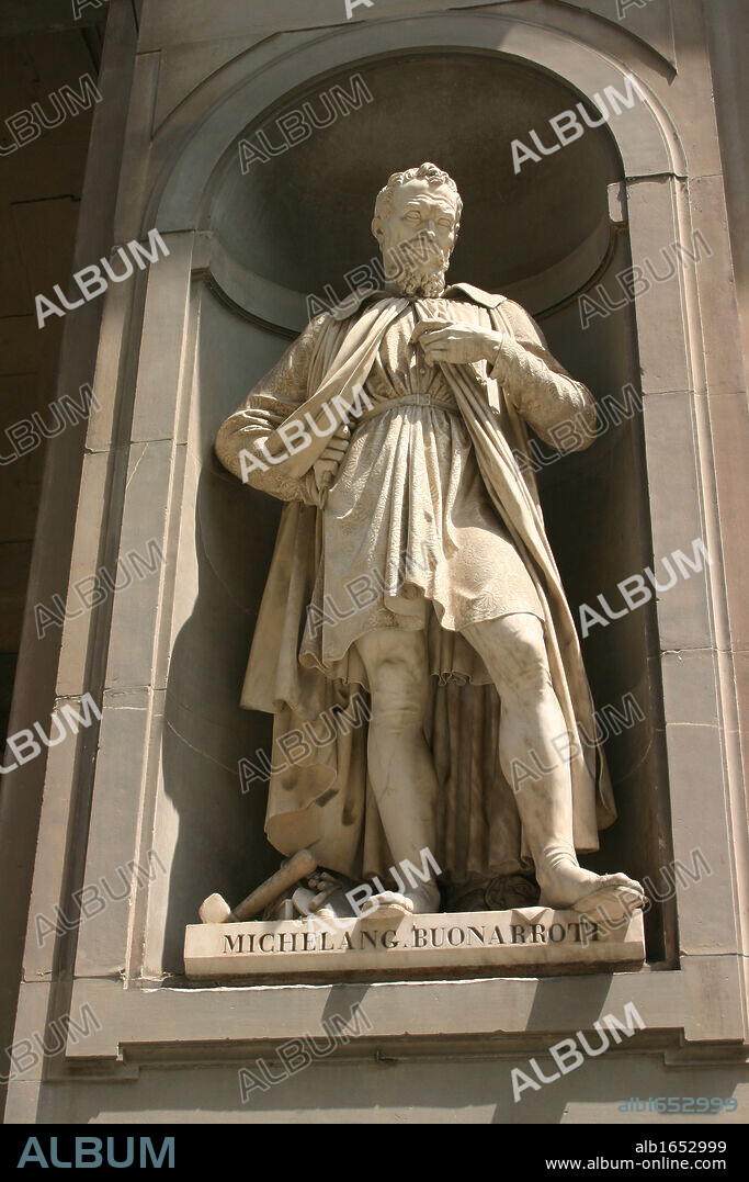 Michelangelo Buonarroti Simoni (6 March 1475 - 18 February 1564), Italian Renaissance painter, sculptor, architect, poet, and engineer. Portrait sculpture depicting Michelangelo from the exterior of the Uffizi Palace in Florence, Italy.