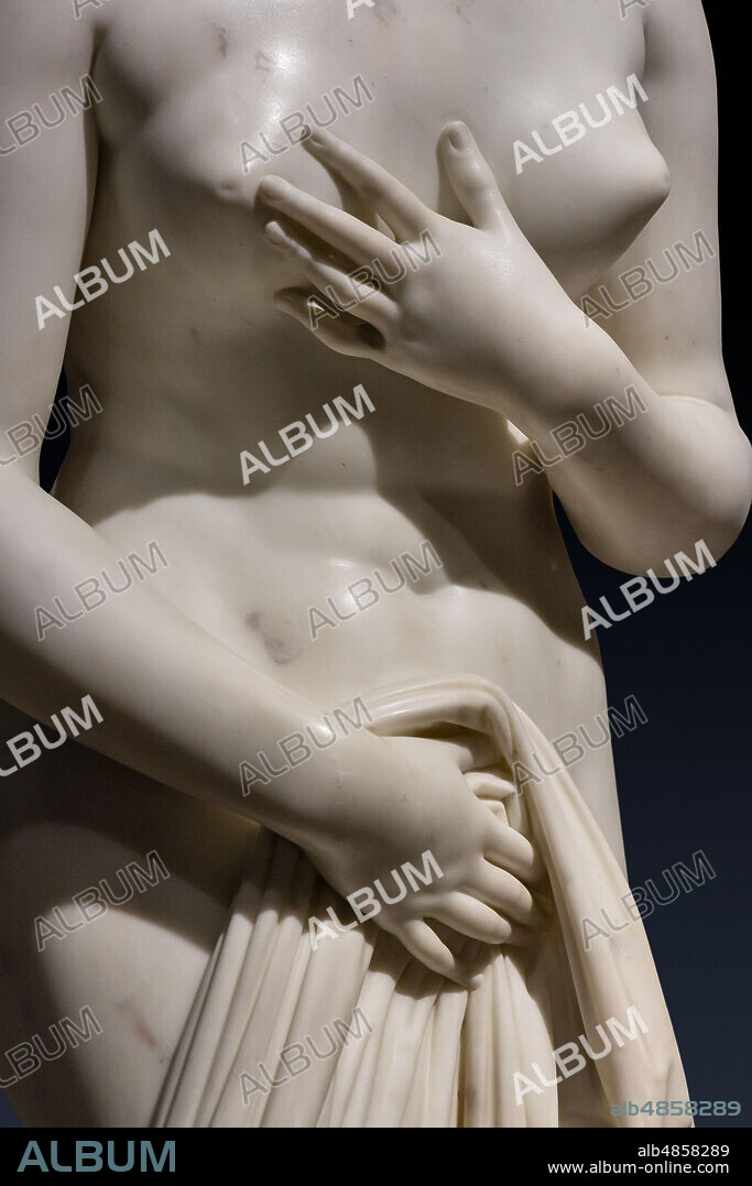 "Venus", 1817-20, by Antonio Canova (1757 - 1822), marble statue. Detail.