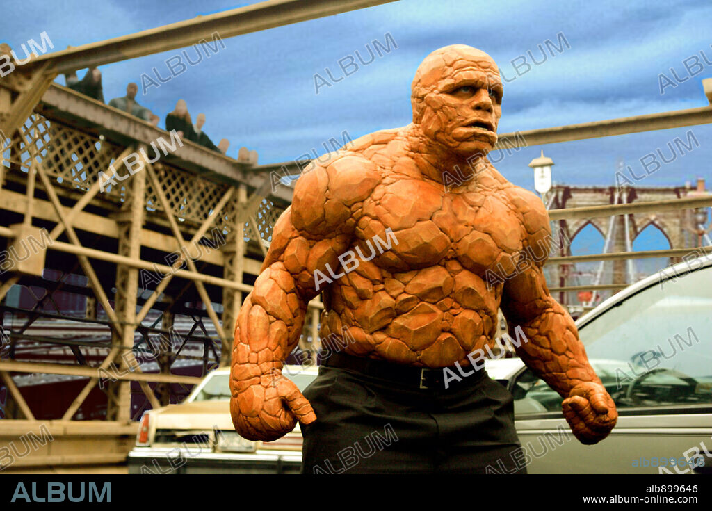 MICHAEL CHIKLIS dans LES >QUATRE FANTASTIQUES, 2005 (FANTASTIC FOUR), réalisé par TIM STORY. Copyright 20TH CENTURY FOX.