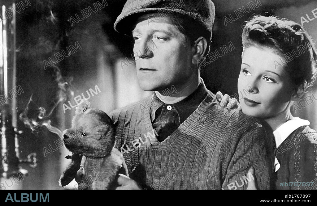 JACQUELINE LAURENT and JEAN GABIN in DAYBREAK, 1939 (LE JOUR SE LEVE), directed by MARCEL CARNE. Copyright VOG/SIGMA.