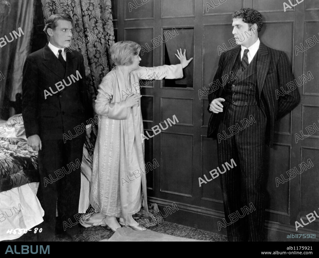 EL LEGADO TENEBROSO, 1927 (THE CAT AND THE CANARY), dirigida por PAUL LENI. Copyright UNIVERSAL PICTURES.