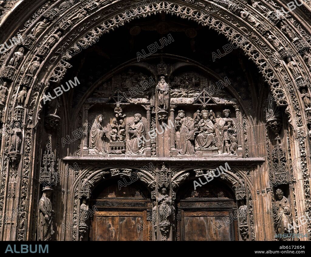 SIMON DE COLONIA (1450/1511). EXTERIOR-PORTADA-ARCO OJIVAL-DET TIMPANO CON ESCENAS DE LA VIDA DE CRISTO-ESCULTURAS DE F COLONIA Y.
