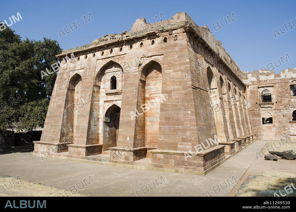 Hindola Mahal or Swinging Palace in the Royal Enclave, Mandu, Madhya Pradesh state, India, Asia.