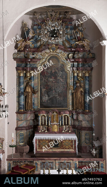 Wittichen (Kaltbrunn, Gemeinde Schenkenzell, Schwarzwald, Baden-Württemberg), Kloster Wittichen (ehemaliges Klarissenkloster, gegründet 1324 durch die Selige Luitgard; säkularisiert 1803), ehemalige Klosterkirche, heute katholische Pfarrkirche Allerheiligen (14. Jahrhundert. Nach Brand von 1663 Neugestaltung des Langhauses und Neubau des Chors 1680er Jahre. Barocke Ausstattung Mitte 18. Jahrhundert), Hochaltar (Altarblatt 1687. Altaraufbau Mitte 18. Jahrhundert). - Gesamtansicht des Hochaltars. - Foto, 2010.