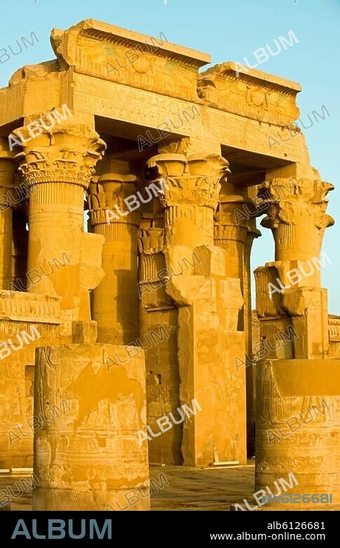 Aegypten, Kom Ombo (Kum Umbu), Doppeltempel von Kom Ombo.