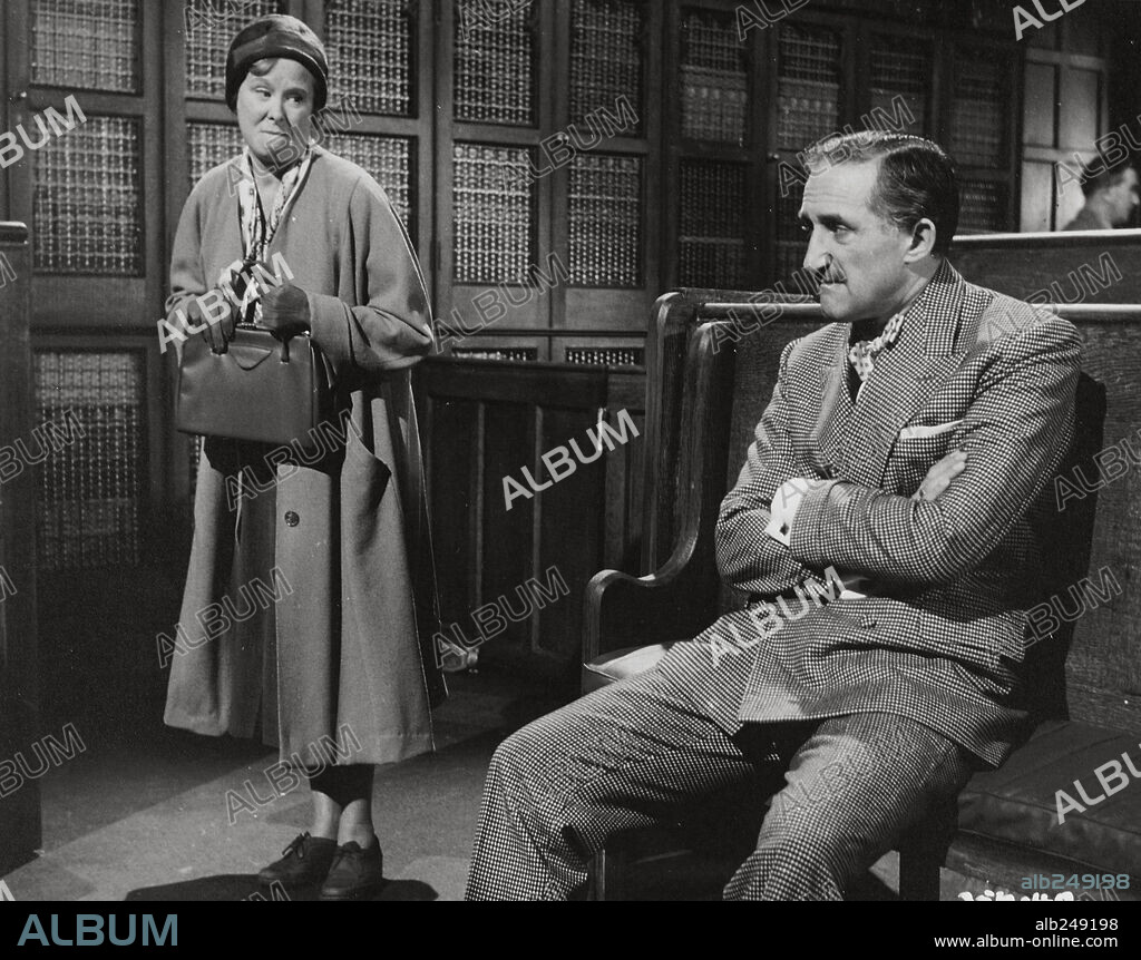 BRENDA DE BANZIE and RON MOODY in A PAIR OF BRIEFS, 1962, directed by RALPH THOMAS. Copyright RANK.