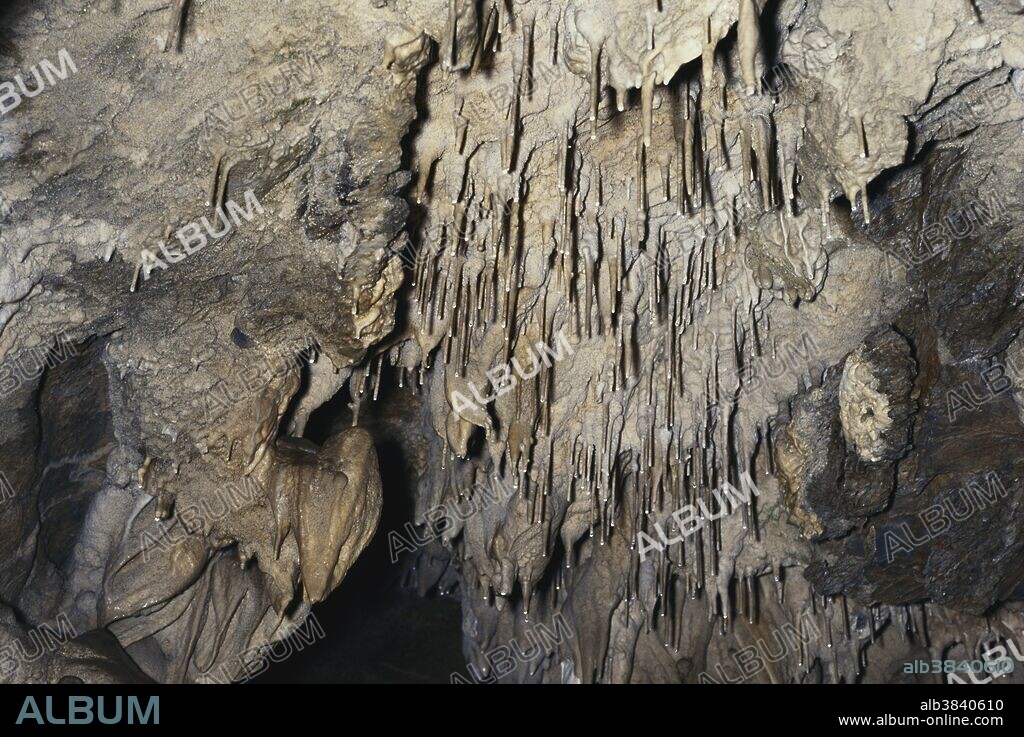 Inside the caves of Oregon Caves National Monument, you'll find pillars, columns, and curtains of calcium carbonate.  An immense, extraordinary marble cave system, Oregon Caves is one of the northwest's great scenic wonders.