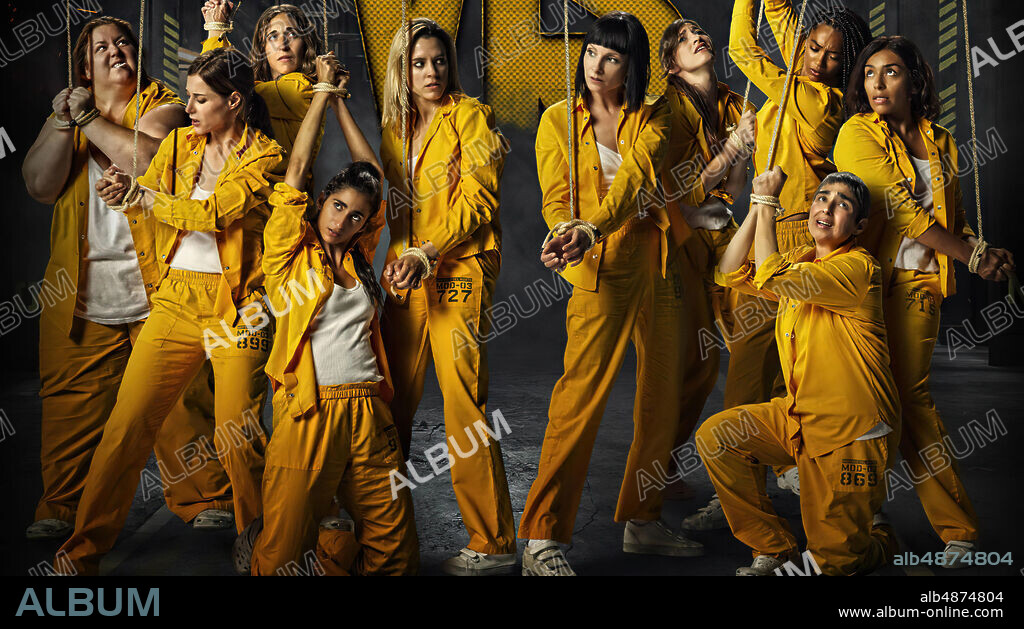 ALBA FLORES, MAGGIE CIVANTOS, MARIA ISABEL DIAZ LAGO and NAJWA NIMRI in VIS A VIS, 2015, directed by ALEX PINA, ESTHER MARTINEZ LOBATO and IVAN ESCOBAR. Copyright GLOBO MEDIA.