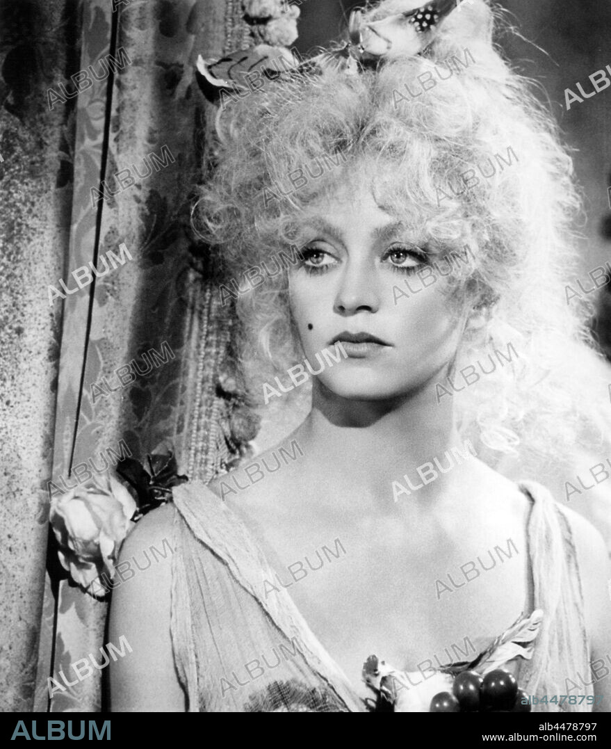 GOLDIE HAWN in THE DUCHESS AND THE DIRTWATER FOX, 1976, directed by MELVIN FRANK. Copyright 20TH CENTURY FOX.