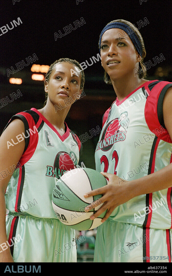 MIGUEL A. NUÑEZ JR. et VIVICA A. FOX dans JUWANNA MANN, 2002, réalisé par JESSE VAUGHAN. Copyright MORGAN CREEK/WARNER BROS.