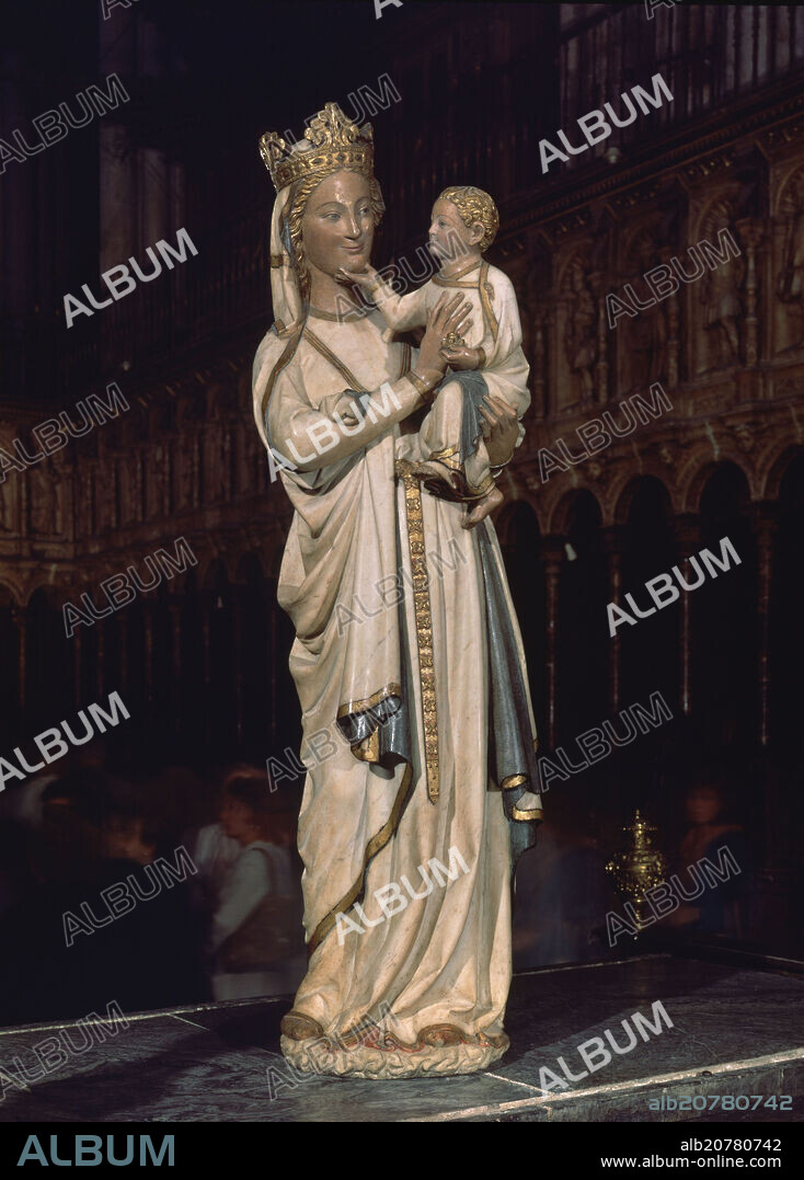 VIRGEN BLANCA-S XIV-ESCULTURA GOTICA-CONJUNTO TRAS LA RESTAURACION.