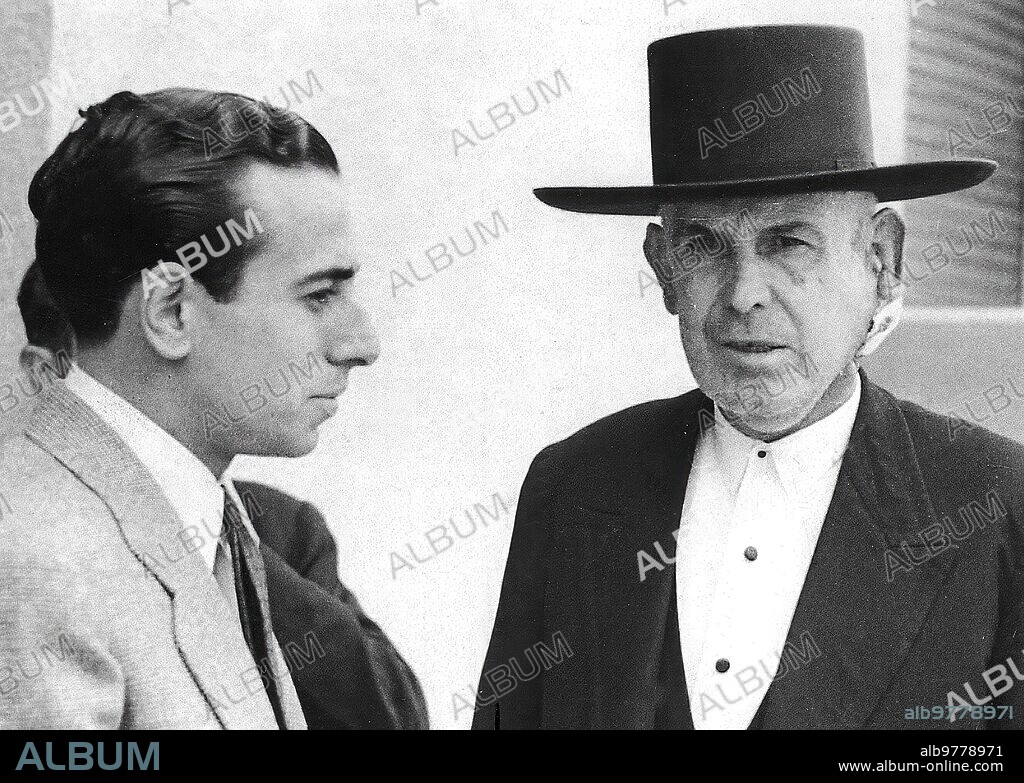 1920. Rafael Guerra "Guerrita" With "Gallito" in Madrid.
