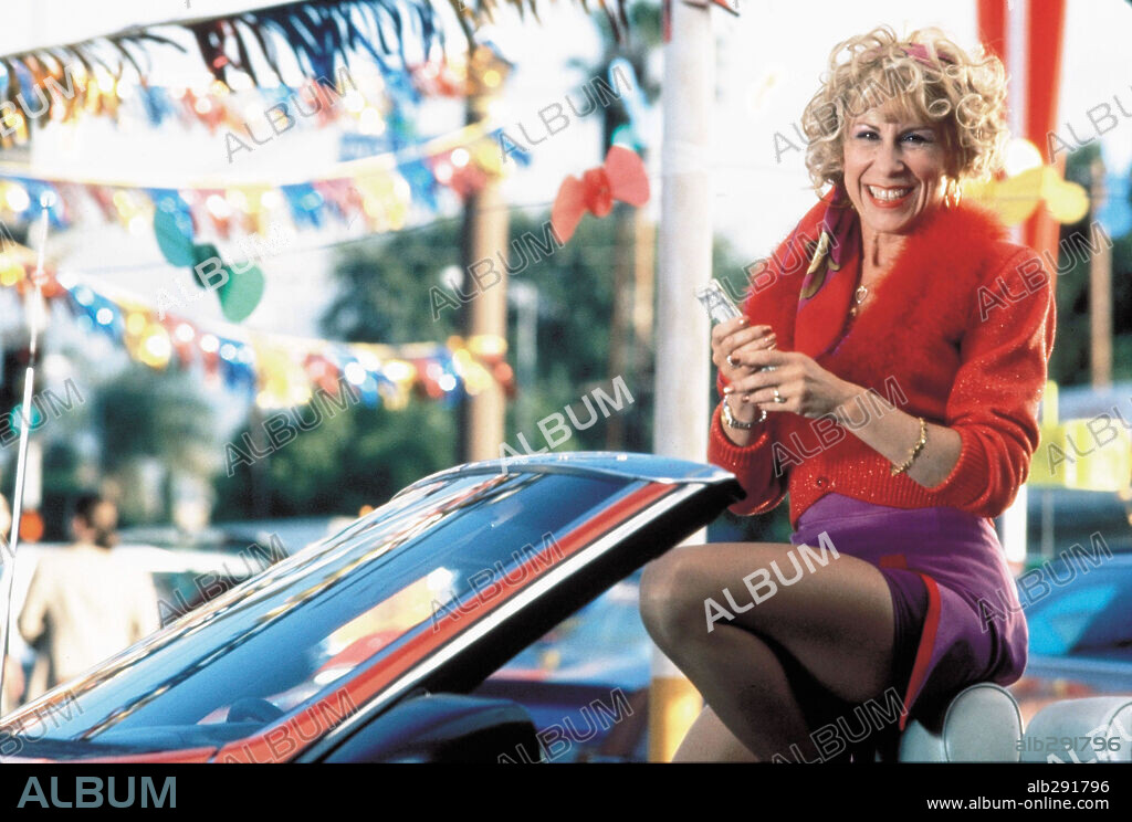 RHEA PERLMAN in MATILDA, 1996, unter der Regie von DANNY DEVITO. Copyright TRISTAR PICTURES.