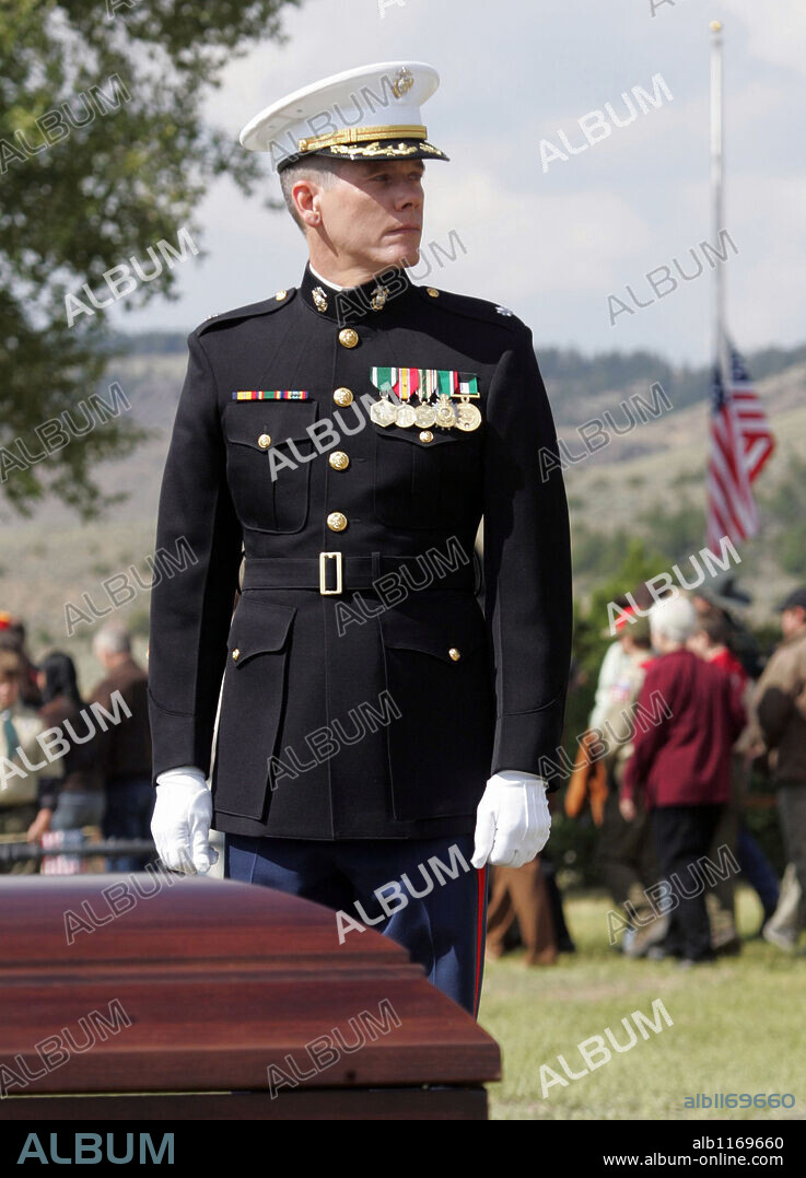 KEVIN BACON dans TAKING CHANCE, 2009, réalisé par ROSS KATZ. Copyright HBO Films/ MPCA.