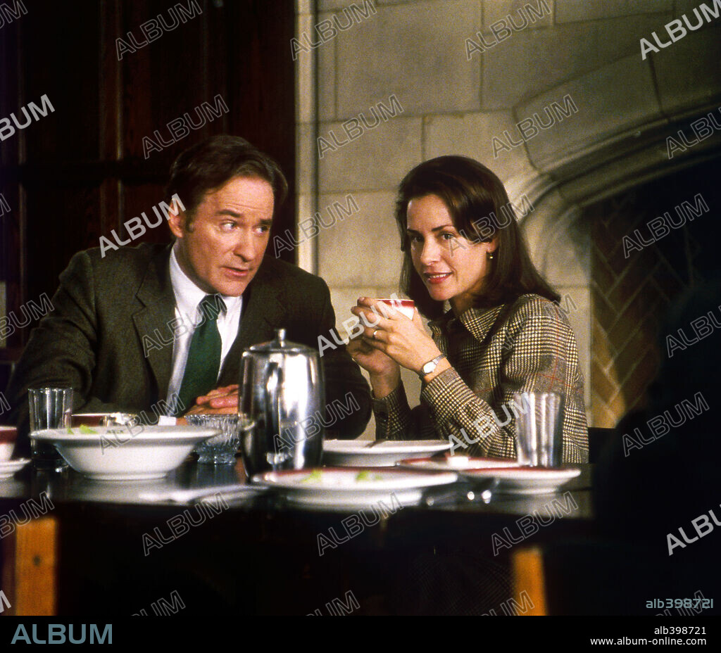 EMBETH DAVIDTZ and KEVIN KLINE in THE EMPEROR'S CLUB, 2002, directed by MICHAEL HOFFMAN. Copyright UNIVERSAL STUDIOS / TODD, DEMMIE.