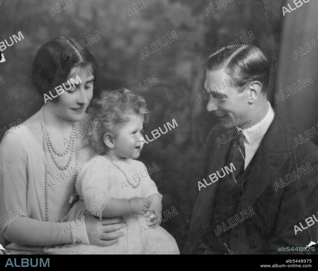 New portrait King & Queen and Princess Elizabeth. January 14, 1937. (Photo by Marcus Adams, The Herald).