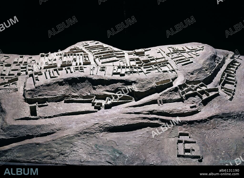 AUTOR LIBRE 01307. ACROPOLIS DEL CABEZO DE ALCALA EN AZAILA S III AC.