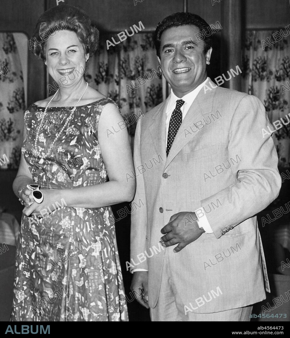 Renata ersilia clotilde tebaldi and giuseppe di stefano. 1963.