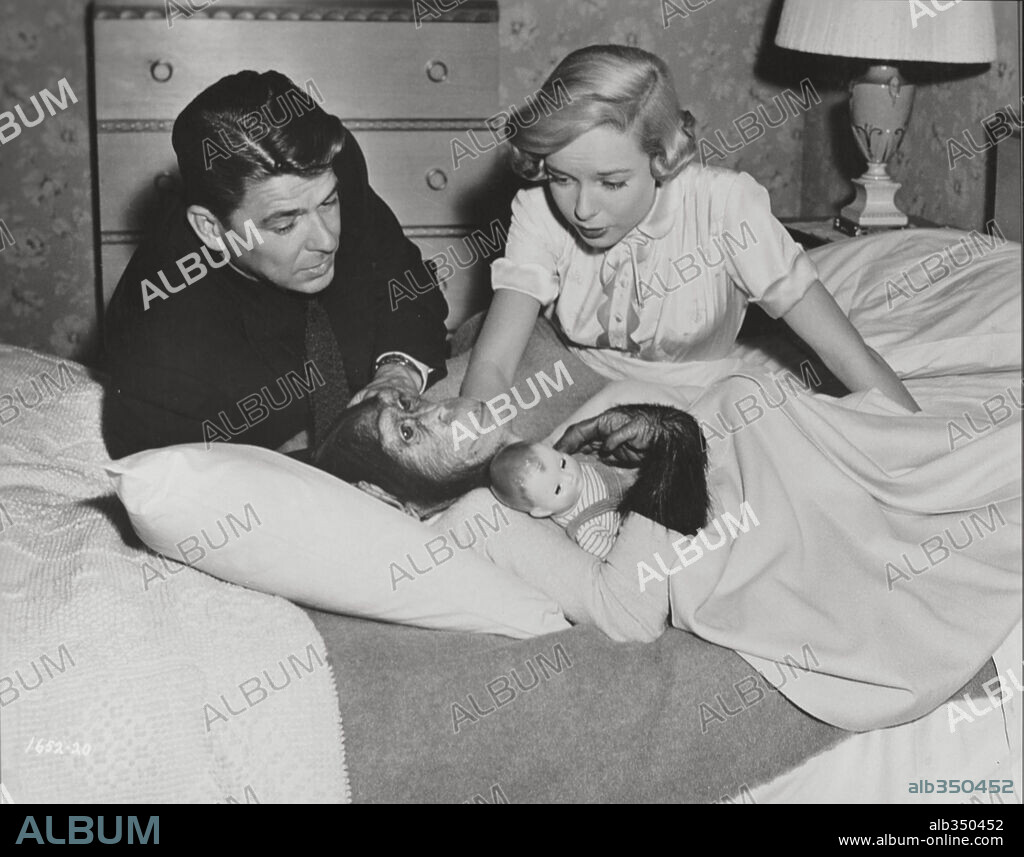RONALD REAGAN in BEDTIME FOR BONZO, 1951, directed by FREDERICK DE CORDOVA. Copyright UNIVERSAL PICTURES.