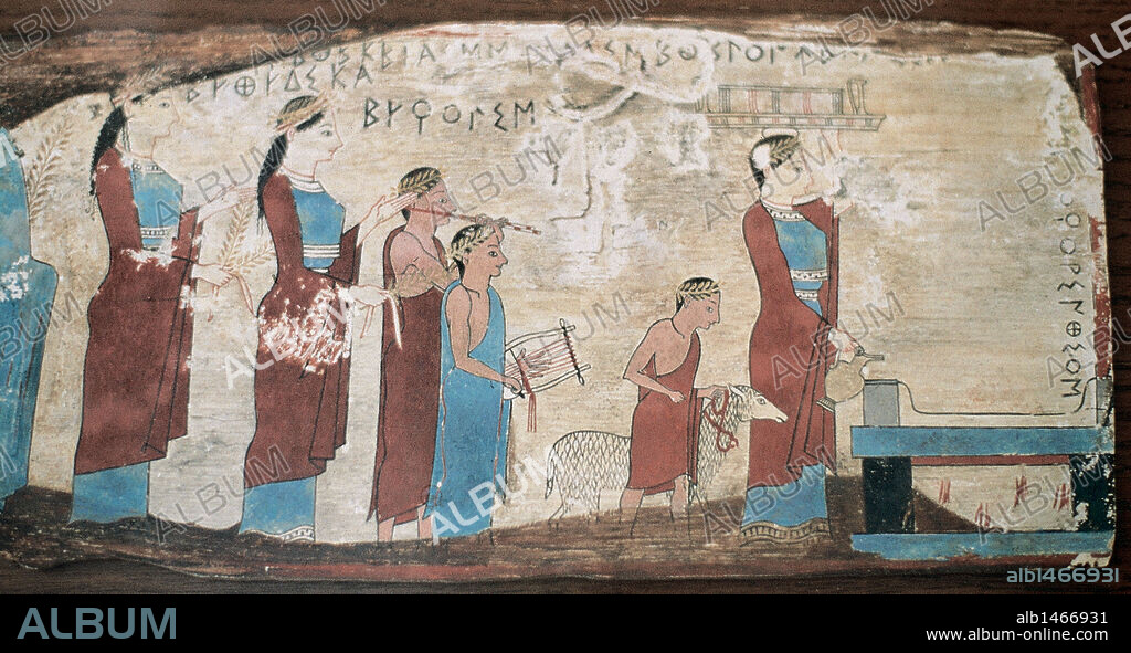 ARTE GRIEGO. GRECIA. TABLA VOTIVA DE PITSA, de madera con revoque blanco y figuras pintadas al temple. Fechado hacia el 540 a. C., es de época corintia. Representa una PROCESION que conduce hacia el altar una OVEJA QUE VA A SER SACRIFICADA. Museo Nacional de Atenas.