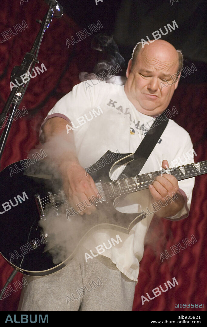 KYLE GASS en TENACIOUS D IN 'THE PICK OF DESTINY', 2006, dirigida por LIAM LYNCH. Copyright NEW LINE PRODUCTIONS / ROSENTHAL, ZADE.