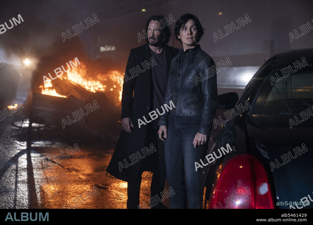 CARRIE-ANNE MOSS y KEANU REEVES en MATRIX RESURRECTIONS, 2021 (THE MATRIX RESURRECTIONS), dirigida por LANA WACHOWSKI. Copyright Village Roadshow Pictures/NPV Entertainment/Silver Pictures/Warner Bros.
