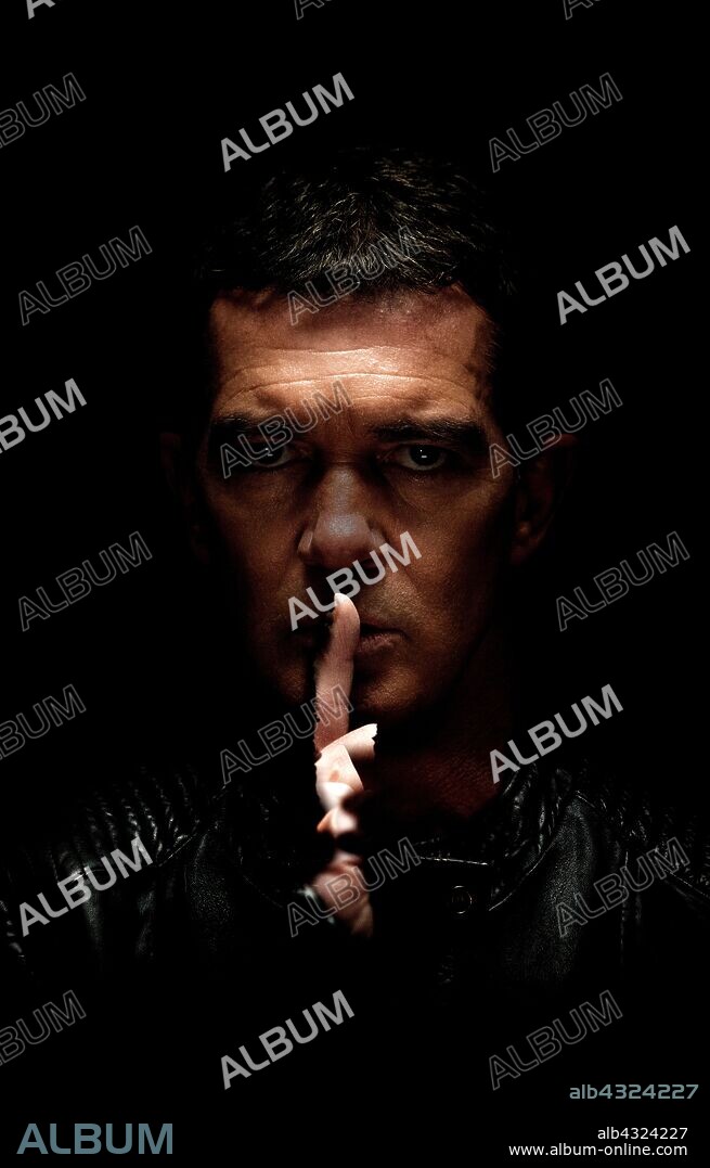 ANTONIO BANDERAS in ACTS OF VENGEANCE, 2017, directed by ISAAC FLORENTINE. Copyright NU IMAGE.