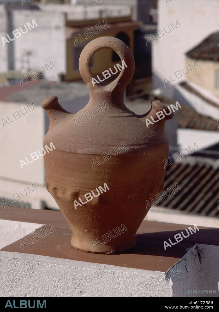 BOTIJO DE ARO - CERAMICA PARA AGUA SIN VIDRIAR.