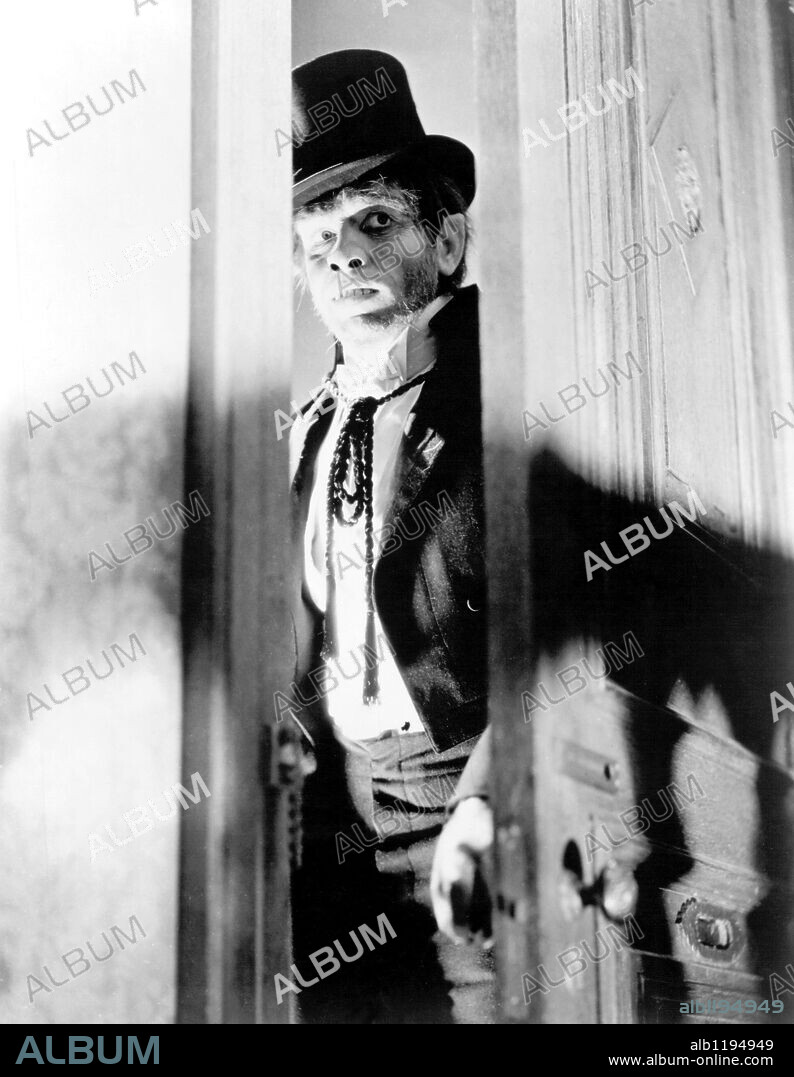 FREDRIC MARCH in DR. JEKYLL AND MR. HYDE, 1931, directed by ROUBEN MAMOULIAN. Copyright PARAMOUNT PICTURES.