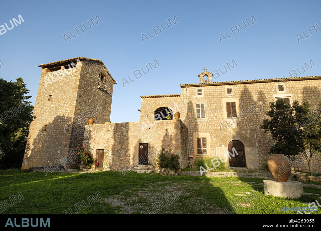 Defensive tower,possessió Son Mas - Pla del Rei, Mallorca, balearic islands, spain, europe.