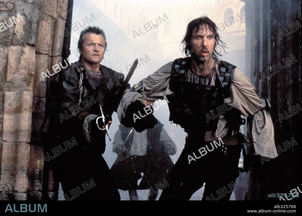 RUTGER HAUER en LOS SEÑORES DEL ACERO, 1985 (FLESH+BLOOD), dirigida por PAUL VERHOEVEN. Copyright ORION PICTURES.