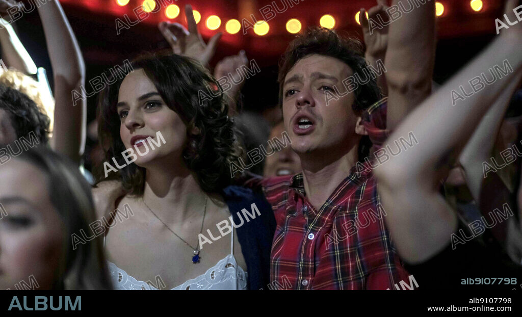 NAHUEL PEREZ BISCAYART and NOEMIE MERLANT in ONE YEAR, ONE NIGHT, 2022 (UN AÑO, UNA NOCHE), directed by ISAKI LACUESTA. Copyright Mr. Fields and Friends / Bambú Producciones.