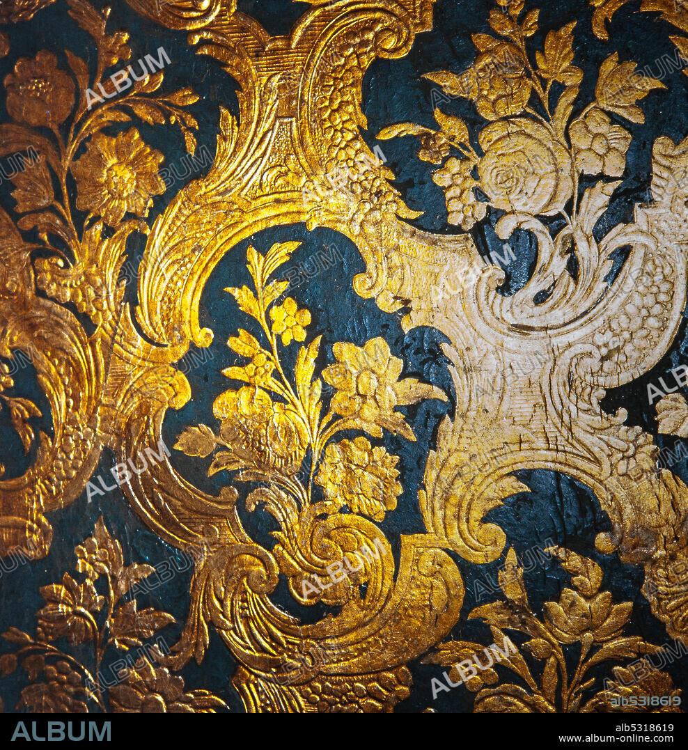 Guadamecí brocado (Guadamecil), siglo XVIII.