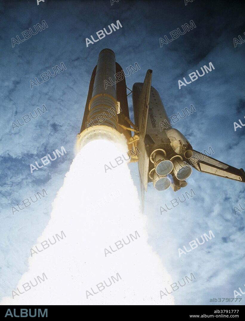 STS-40, the eleventh launch of Space Shuttle Columbia, was a 9 day mission launched on June 5, 1991. It carried the Spacelab module for Spacelab Life Sciences 1 (SLS-1), the fifth Spacelab mission and the first dedicated solely to biology. The STS-40 crew included 7 astronauts: Bryan D. O'Connor, commander; Sidney M. Gutierrez, pilot; F. Drew Gaffney, payload specialist 1; Milli-Hughes Fulford, payload specialist 2; James P. Bagian, mission specialist 1; Tamara E. Jernigan, mission specialist 2; and M. Rhea Seddon, mission specialist 3. STS-40 was the first spaceflight that included three women crew members. Mission featured most detailed and interrelated physiological measurements in space since 1973-74 Skylab missions. Subjects were humans, 30 rodents and thousands of tiny jellyfish. Primary SLS-1 experiments studied six body systems; of 18 investigations, ten involved humans, seven involved rodents, and one used jellyfish.