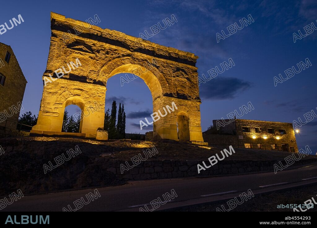 arco de triunfo romano, siglo I a. C., Medinaceli, Soria, comunidad autónoma de Castilla y León, Spain, Europe.