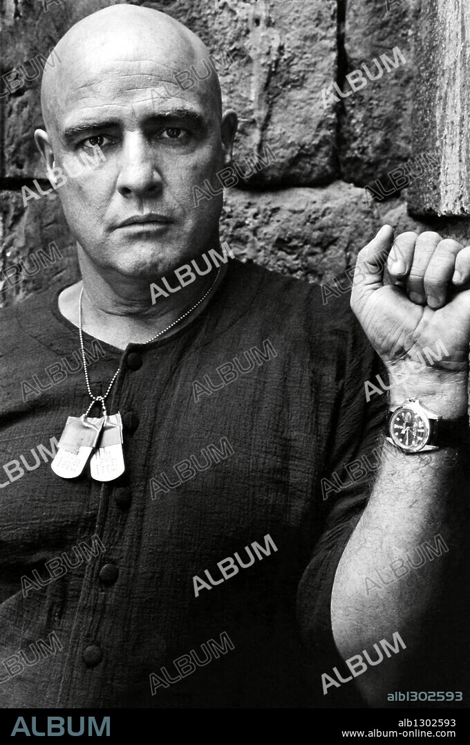MARLON BRANDO in APOCALYPSE NOW, 1979, unter der Regie von FRANCIS FORD COPPOLA. Copyright ZOETROPE/UA.