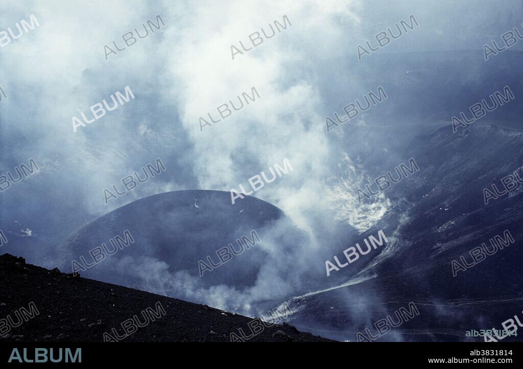 Crater of Galunggung volcano after the 1982 eruption, with new cinder cone building. Java, Indonesia.
