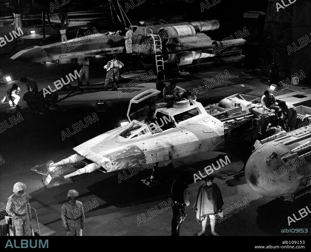 STAR WARS: EPISODIO IV-UNA NUEVA ESPERANZA, 1977 (STAR WARS: EPISODE IV-A NEW HOPE), dirigida por GEORGE LUCAS. Copyright LUCASFILM/20TH CENTURY FOX.