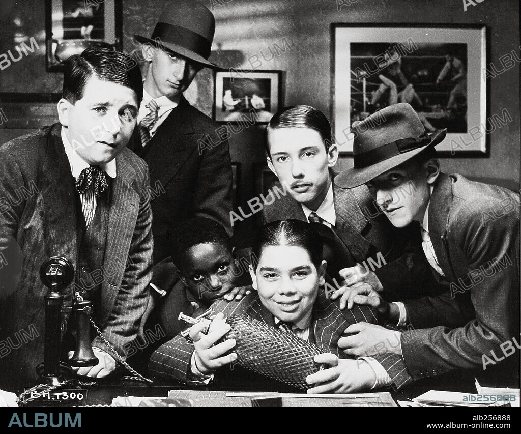 FLORRIE AUGGER, JOHN CASSISI, MARTIN LEV and SCOTT BAIO in BUGSY MALONE, 1976, directed by ALAN PARKER. Copyright PARAMOUNT PICTURES.