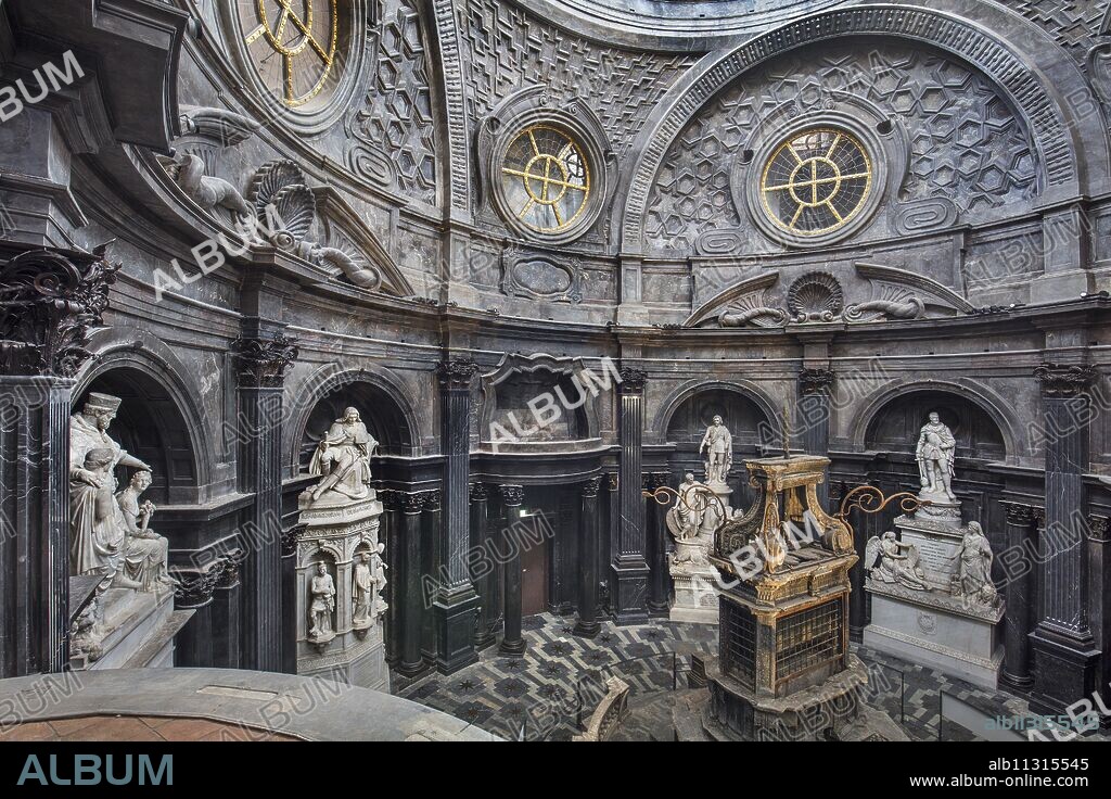 Chapel of the Holy Shroud (Cappella della Sacra Sindone), Turin, Piedmont, Italy, Europe.