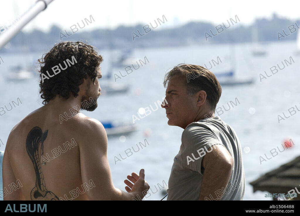 ANDY GARCIA et STEVEN STRAIT dans CITY ISLAND, 2009, réalisé par RAYMOND DE FELITTA. Copyright CINESON ENTERTAINMENT/MEDICI ENTERTAINMENT.